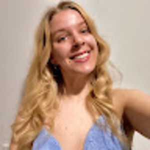 Meet your Posher, Adriana